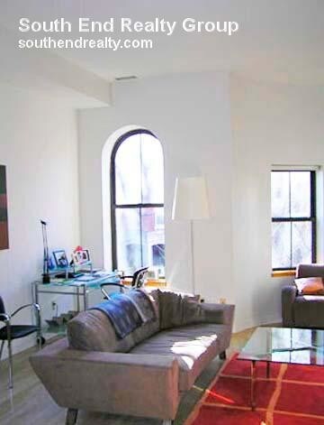 Building Photo - Rutland Sq-Great 1 bed, w/laundry, deck,