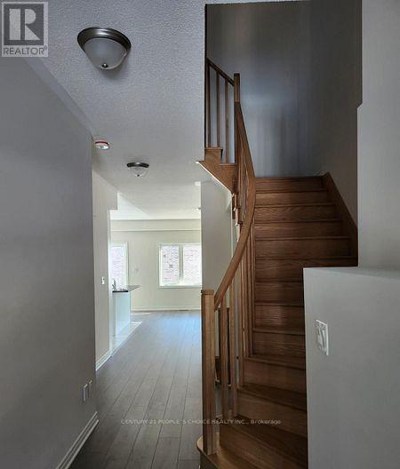 Building Photo - 60 Sapphire Wy