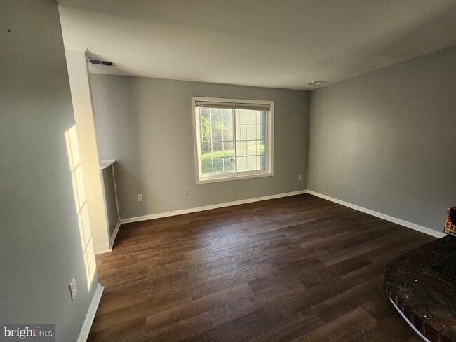 Foto del edificio - 4703 Rookewood Pl