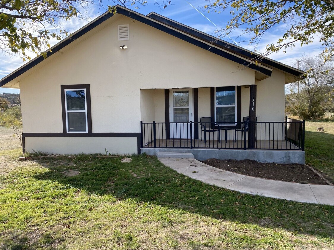 Comfy and Cozy 1 bedroom in Big Spring, TX House Rental in Big Spring
