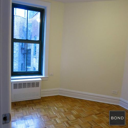 Foto del edificio - 531 E 78th St