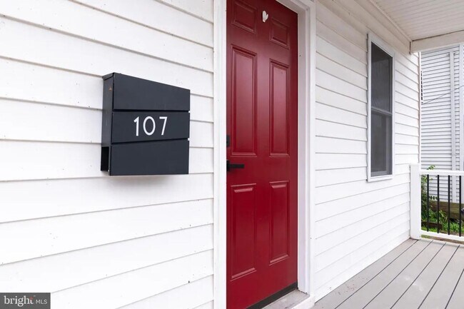 Foto del edificio - 107 West St