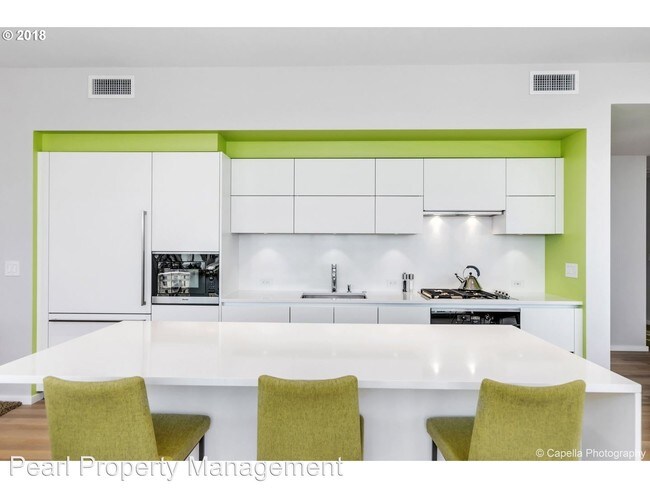 Foto del edificio - 1075 NW Northrup St