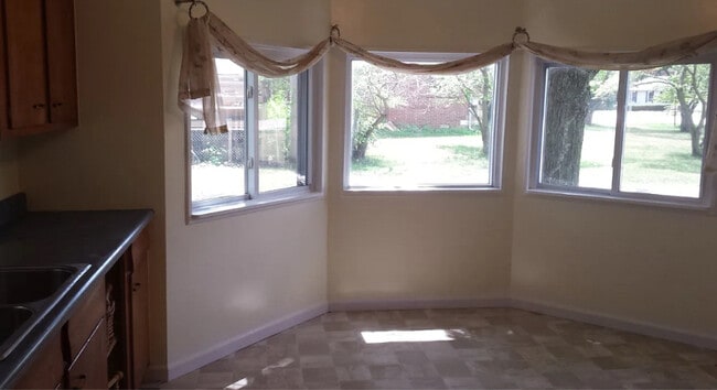 Building Photo - 1441 N Genoa Clay Center Rd