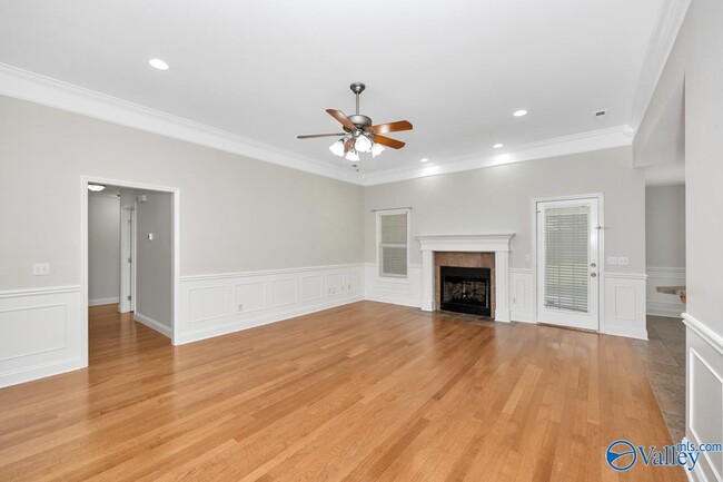 Building Photo - 118 Bucks Pocket Dr