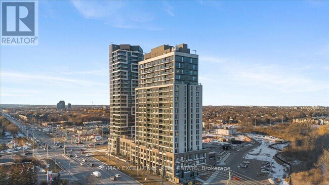 Photo du bâtiment - 8020 Derry Rd