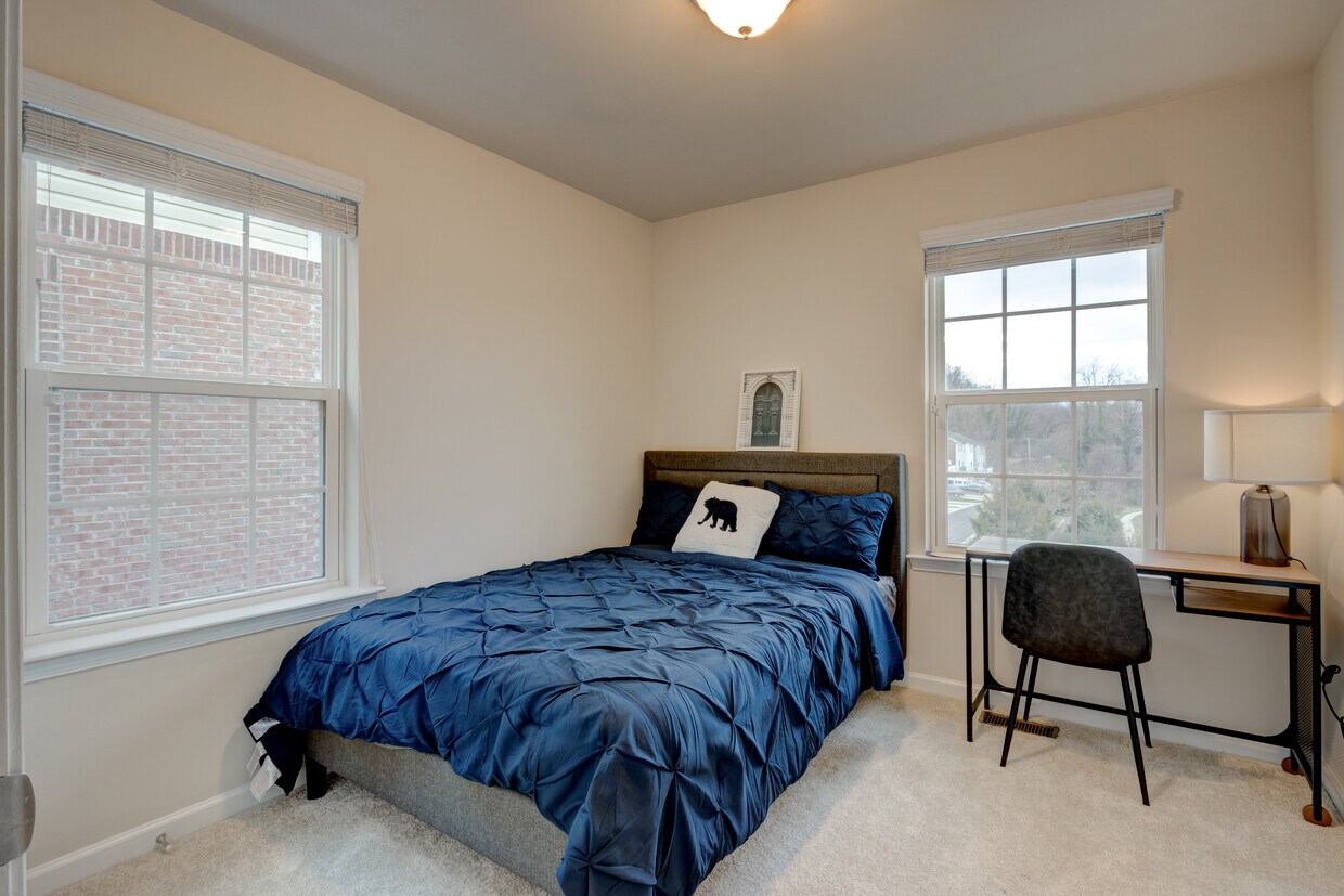 526 Victorianna Dr, Capitol Heights, MD 20743 Townhome Rentals in