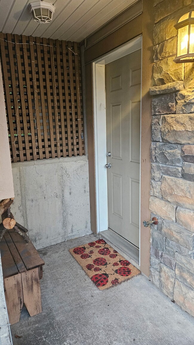 Photo du bâtiment - 11479-11236 236 St