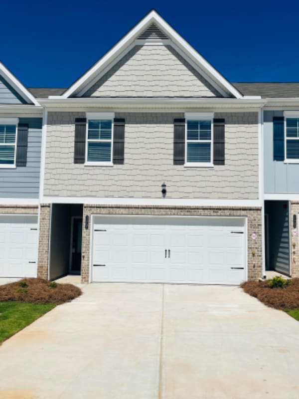 Building Photo - 11707 Chatham Dr