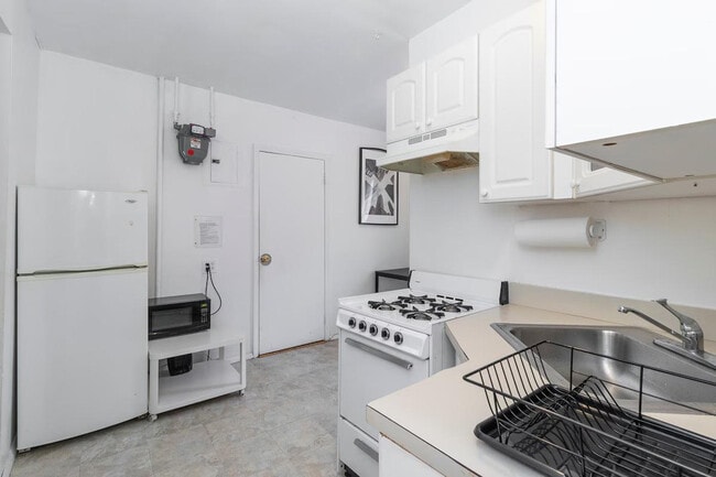Foto del edificio - 248 E 91st St