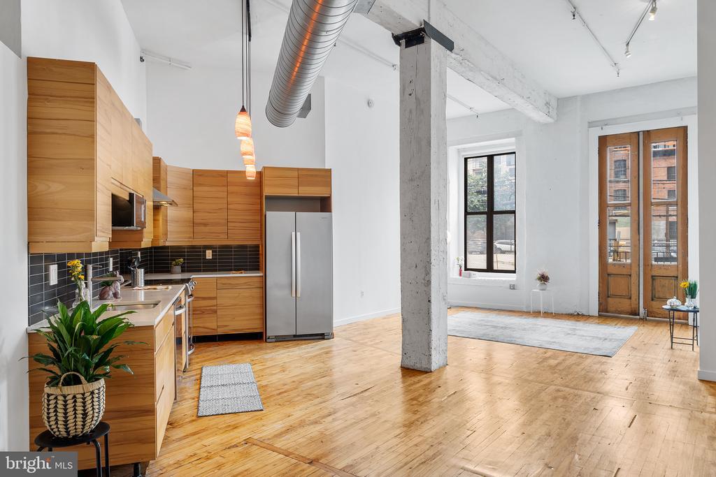 Primary Photo - 428-40 N 13th St