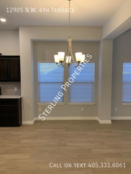 Foto del edificio - 12905 NW 4th Terrace