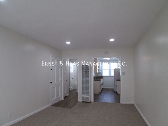 Building Photo - 4541 N Banner Dr