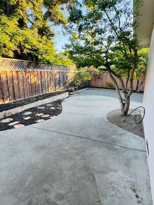 Building Photo - 42037 Via San Gabriel