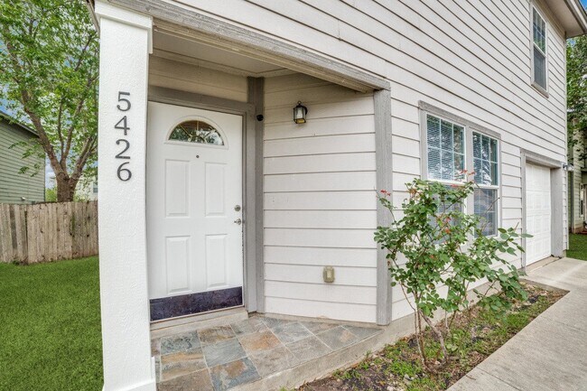 Building Photo - 5426 Wincheap Dr