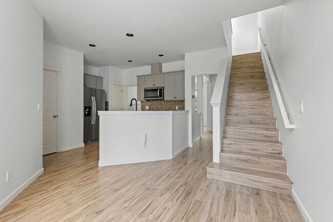 Foto del edificio - 7282 NE Stoneybrook St