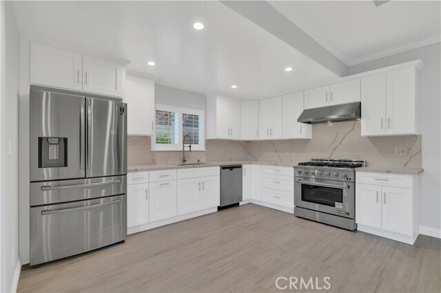 Foto del edificio - 6335 W 82nd St