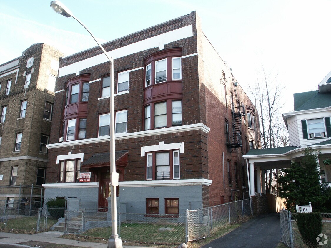 Foto principal - 75 Carnegie Ave