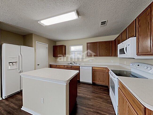 Foto del edificio - 3516 Caprock Ranch Rd