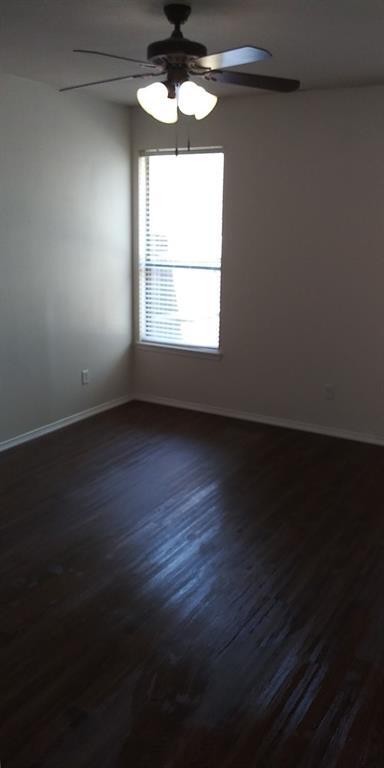 Foto del edificio - 1428 Ravenwood Dr