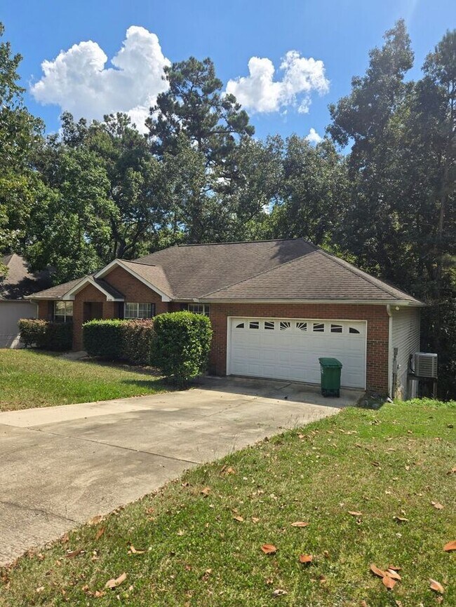 Foto del edificio - 3bedrooms 2baths 2 car garage in Centervil...