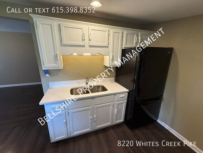 Foto del edificio - 8220 Whites Creek Pike
