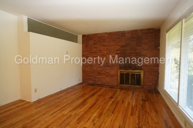 Primary Photo - 32 Mar Vista Dr