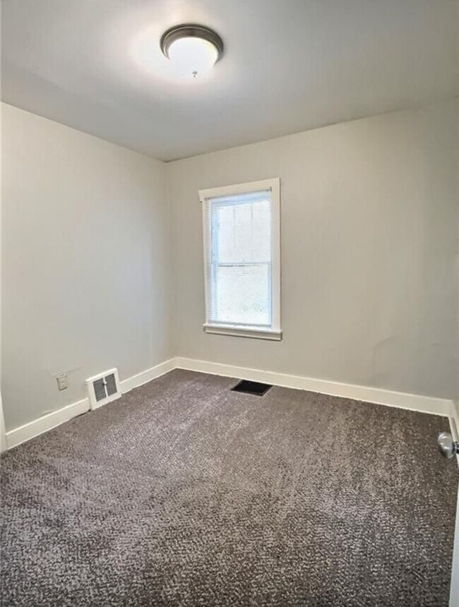 Foto del edificio - 8409 Park Ave