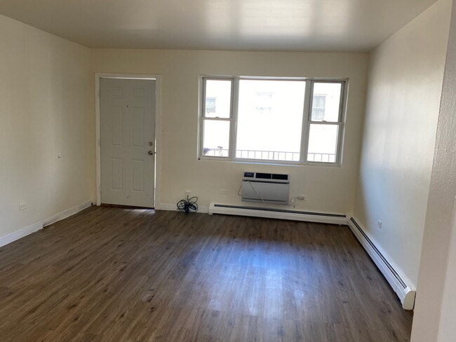 Building Photo - 5741 W 35th St