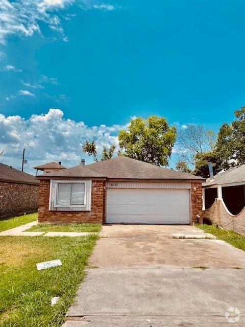 Building Photo - 15030 Alrover St