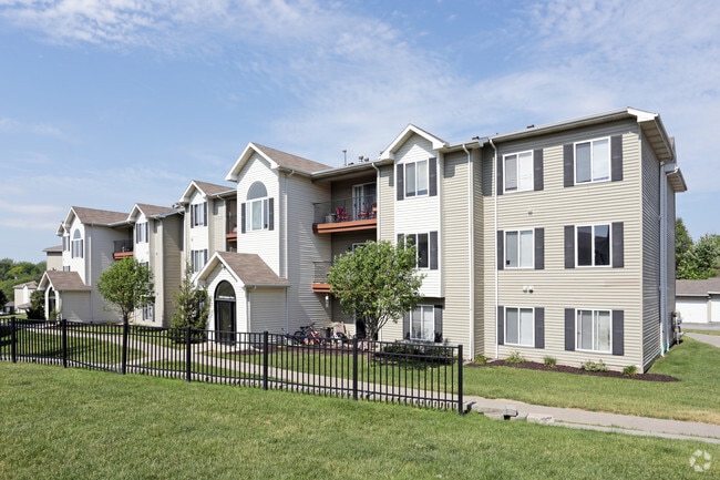 Building - Park West