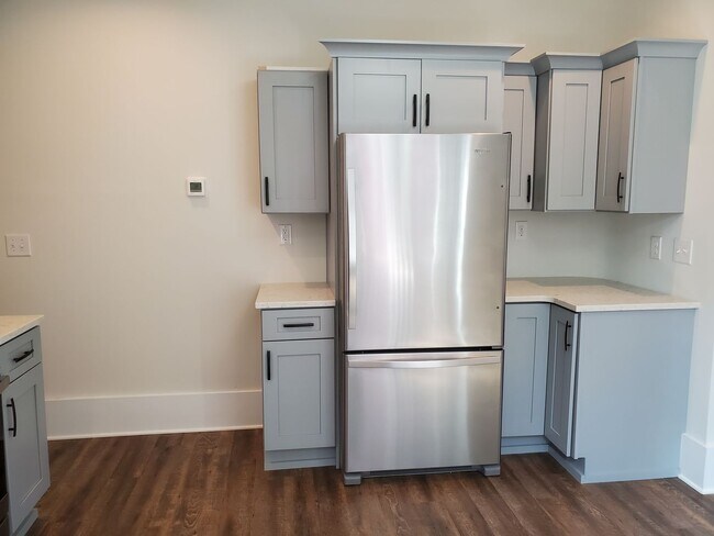 Foto del edificio - 448 W. Orange St.