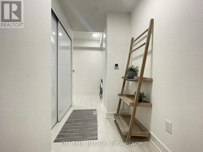 Building Photo - 35 Mercer St