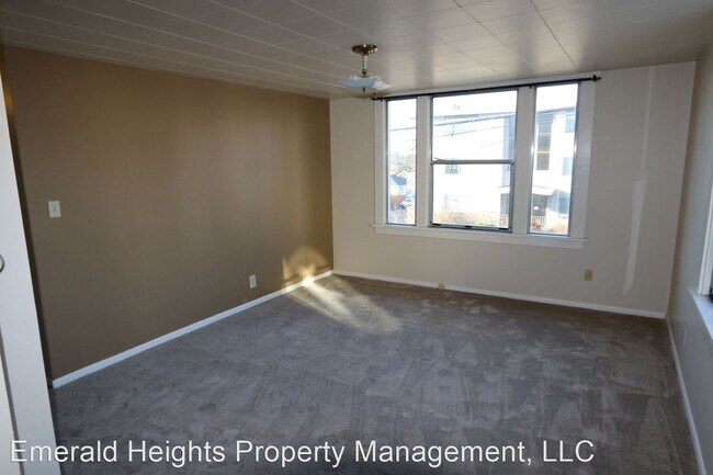 Building Photo - 6700 24th Ave NW