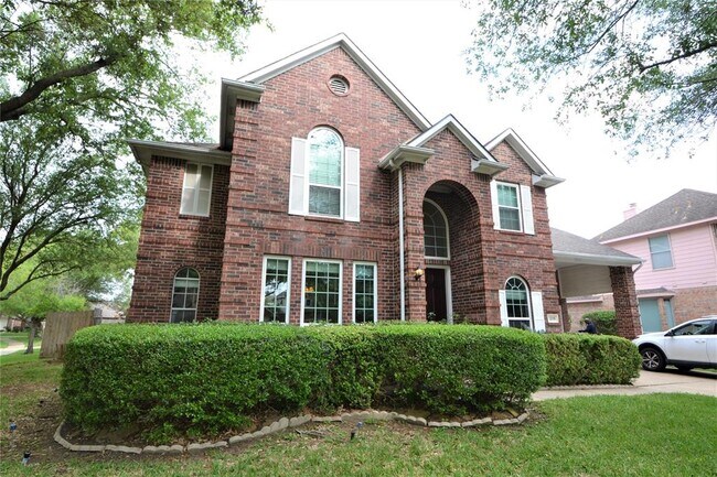 Foto del edificio - 12110 Laurel Ct