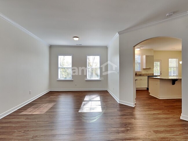 Foto del edificio - 212 E Quailwood Dr