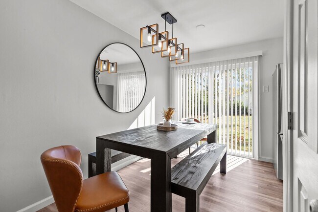 Foto del edificio - 508 Trudy Ln