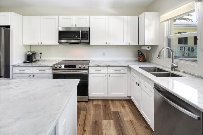 Foto del edificio - 211 SE 16th Ave