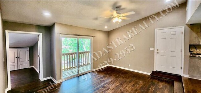 Foto del edificio - Nice Updated 3 Bed, 1 Bath in KCK-Availabl...