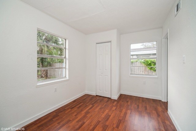 Foto del edificio - 2154 Henry St NE