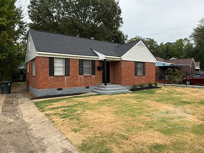 Building Photo - 1080 Waring Rd
