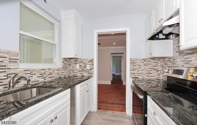 Foto del edificio - 11 Childs Rd