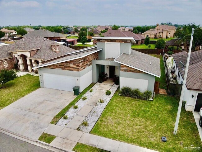 Building Photo - 1505 Garden Ridge Ave