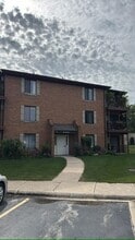 Building Photo - 669 Briar Hill Ln