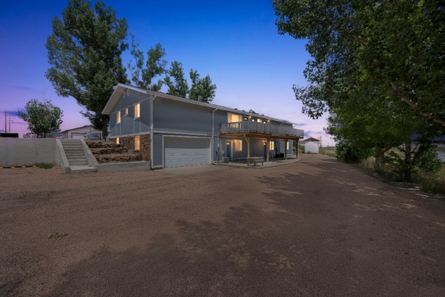 Building Photo - 407 Corona Ave