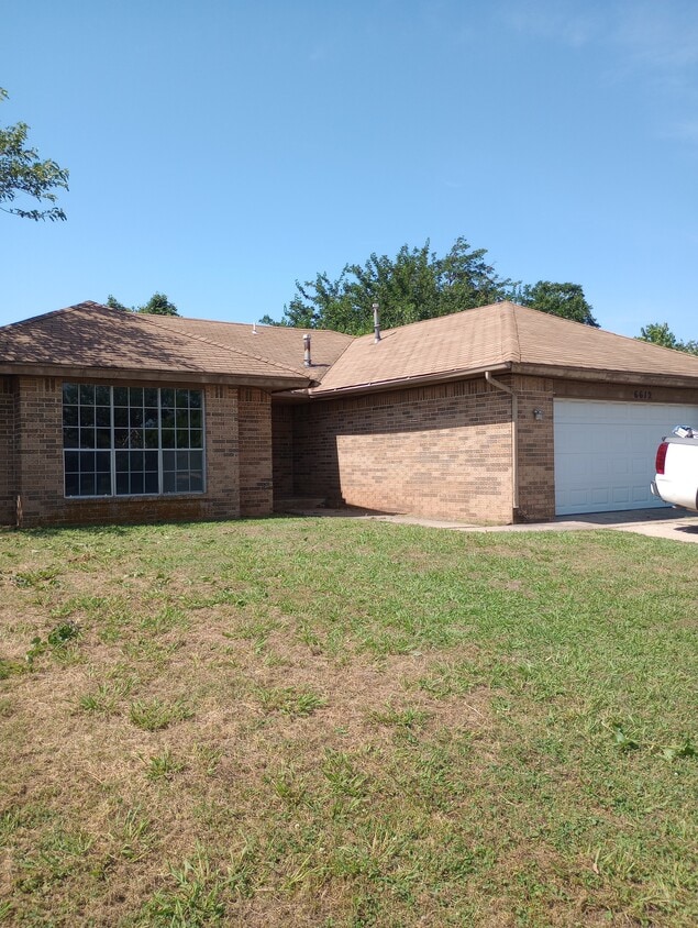 6612 Laurel Rd, Oklahoma City, OK 73162 House Rental in Oklahoma City