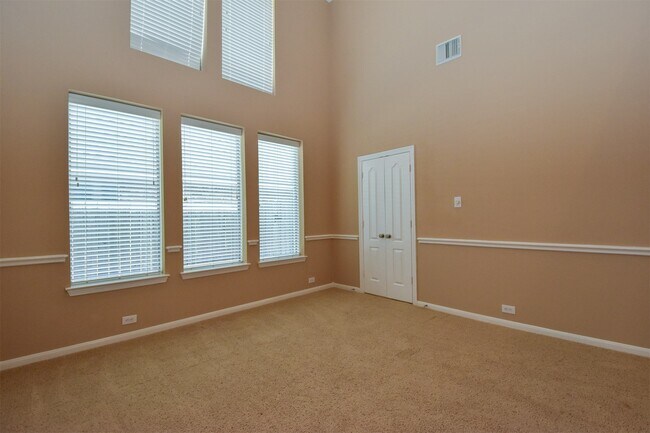 Foto del edificio - 21223 Pennshore Ln