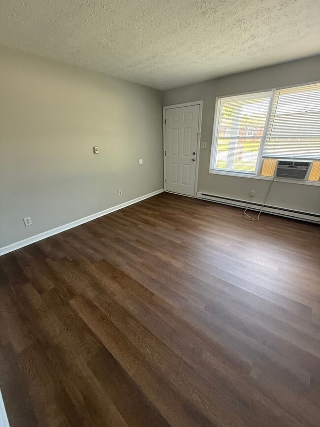 Foto del edificio - 2 bed, 1 bath duplex in Nicholasville!