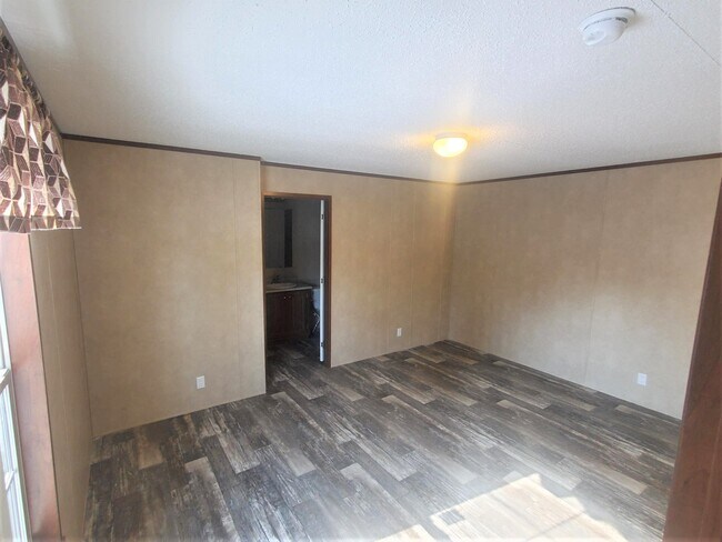 Foto del edificio - 3660 S Lapeer Rd