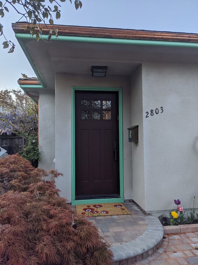 Foto del edificio - 2803 Ashby Ave